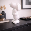 Statue céramique Snoopy blanche nacrée irisée avec cœur 20 cm - 2