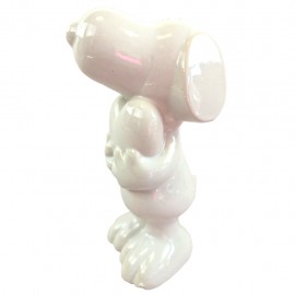 Statue céramique Snoopy blanche nacrée irisée avec cœur 20 cm
