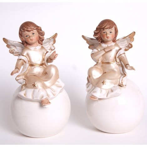 Set de deux anges sur boule en porcelaine - 18 cm