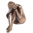 Statue érotique femme nue en résine tête sur les genoux - 12 cm