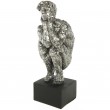 Statue design en résine homme nu accroupit la tête dans les mains - 34 cm