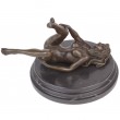 Statue érotique en bronze et marbre femme nue qui écarte les jambes - 23 cm