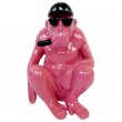 Statue gorille résine singe fuchsia assis - 25 cm