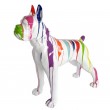 Statue chien boxer collier multicolore fond blanc en résine - 105 cm