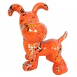 Statue en résine chien snoopy debout multicolore fond orange - 27 cm