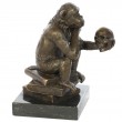 Statue SINGE à la tête de mort en bronze - 14.5 cm