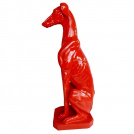 Statue chien assis sur socle lévrier en résine rouge 80 cm