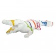 Statue en résine crocodile multicolore fond blanc - 42 cm