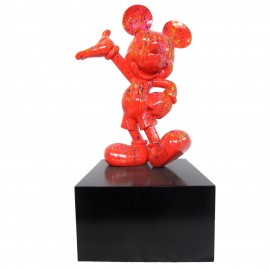 Statue en résine Mickey multicolore fond rouge 80 cm