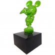 Statue en résine Mickey multicolore fond vert 80 cm
