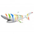 Statue en résine requin squale multicolore fond blanc 130 cm