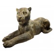 Statue lionne couchée en résine dorée antique 110 cm