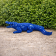 Statue en résine crocodile bleu - 42 cm - 7